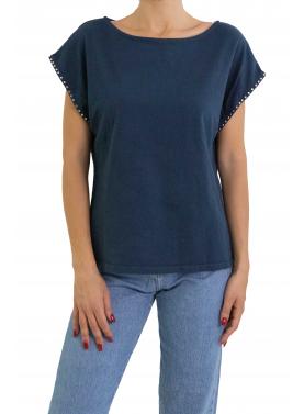 Maglia con scollo a barca con dettagli borchie sulla manica 